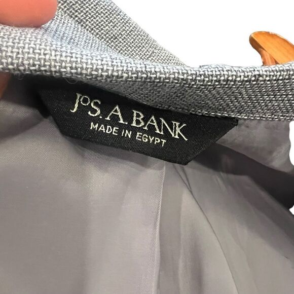 Jos. A. Bank grey 100% wool blazer. Size 42R - Picture 3 of 11